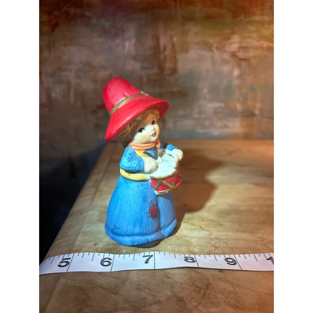 Unbranded charming vintage